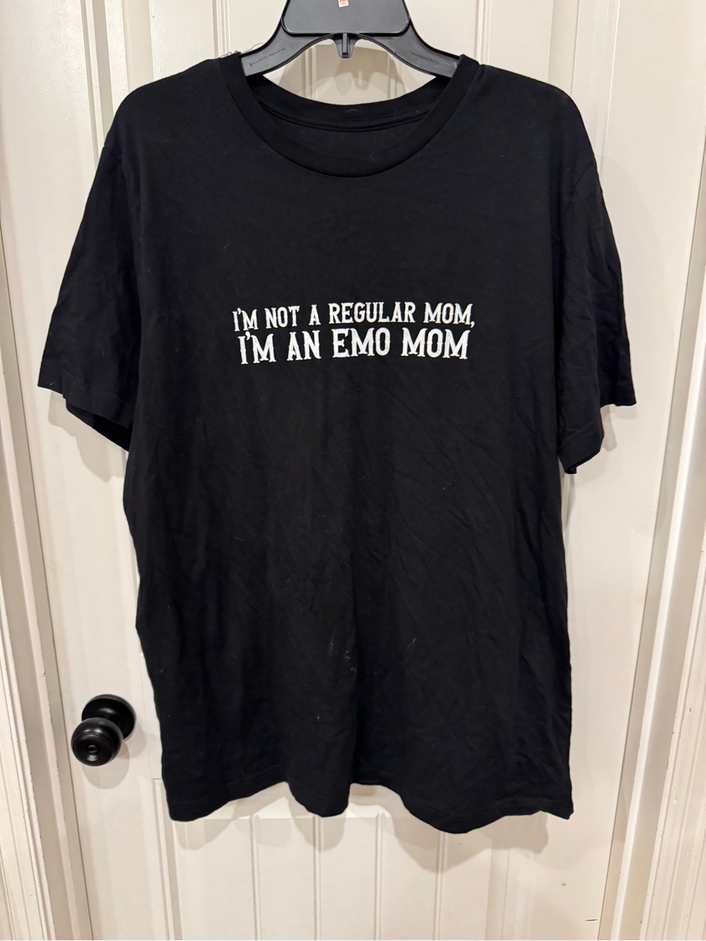 I'm an Emo Mom Black Graphic Tee and other tee lot